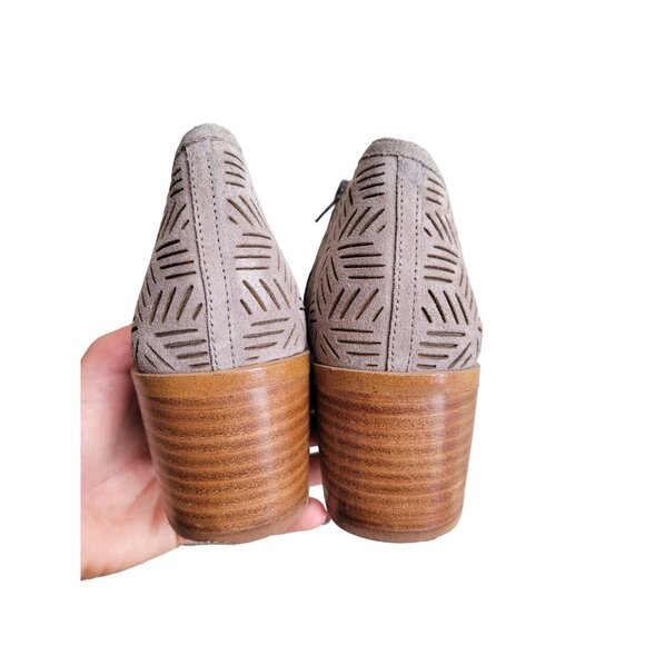 1. State Iddah Perforated Laser Cut Bootie Size 9 - Picture 6 of 8